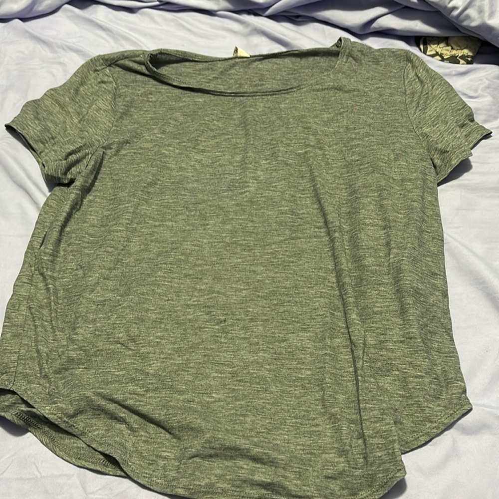 Gray under armor shirt